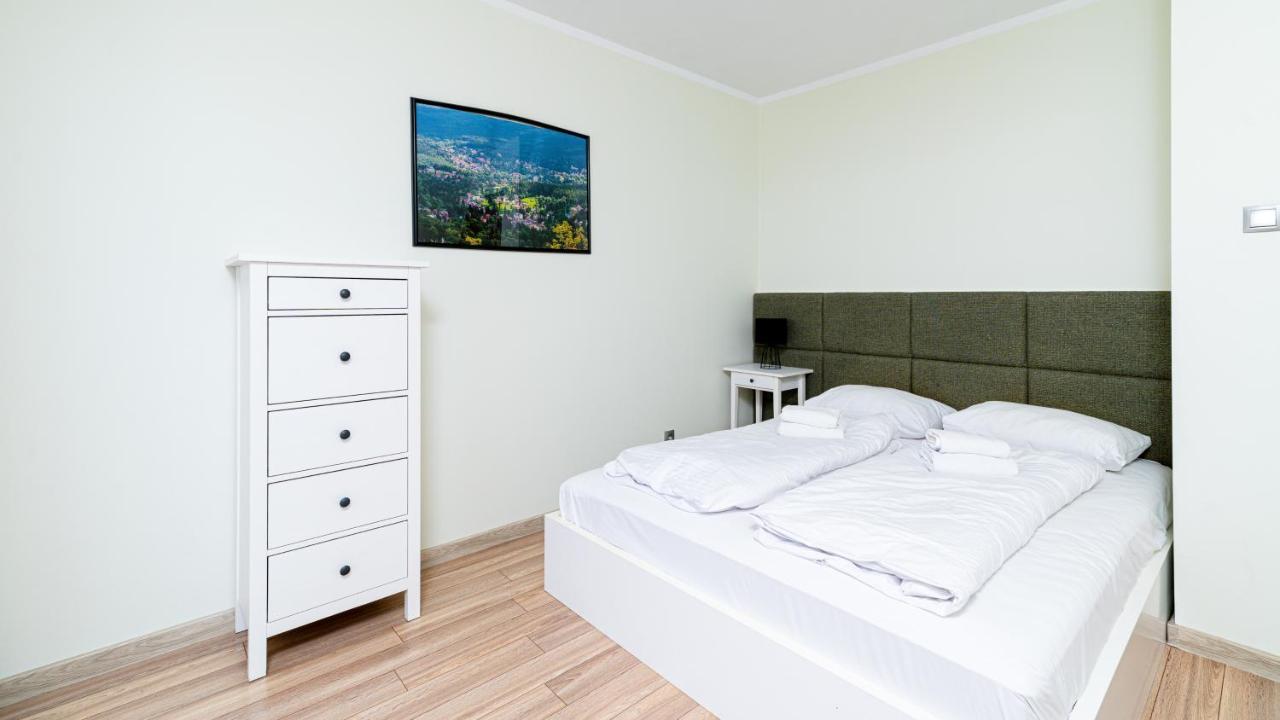 שצ'קלארסקה פוראובה Apartamenty Sun & Snow Resort Sudety מראה חיצוני תמונה
