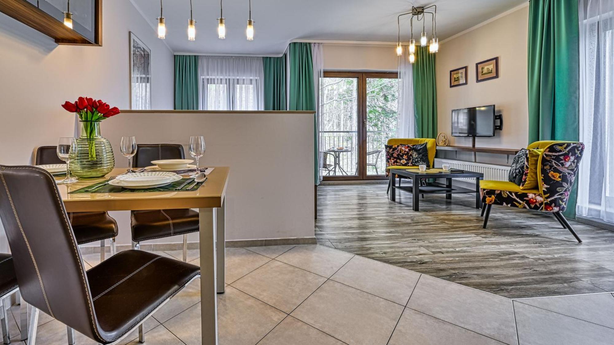 שצ'קלארסקה פוראובה Apartamenty Sun & Snow Resort Sudety מראה חיצוני תמונה
