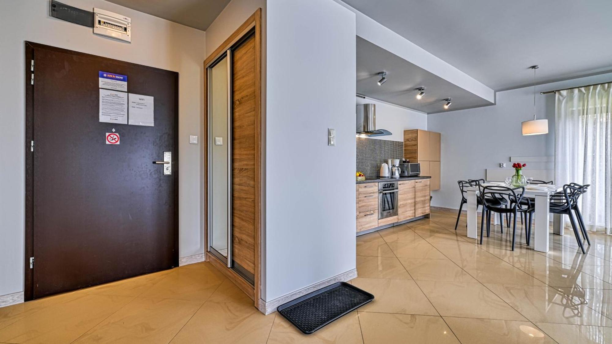 שצ'קלארסקה פוראובה Apartamenty Sun & Snow Resort Sudety מראה חיצוני תמונה